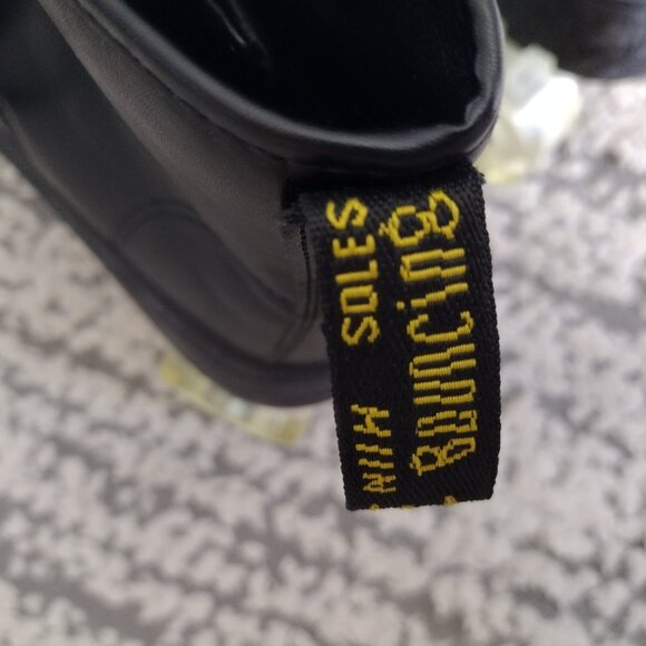 Custom Light-Up Roller Skates MARKE NIIH Bouncing Soles Black Boots Size 40 Quad - Picture 5 of 12